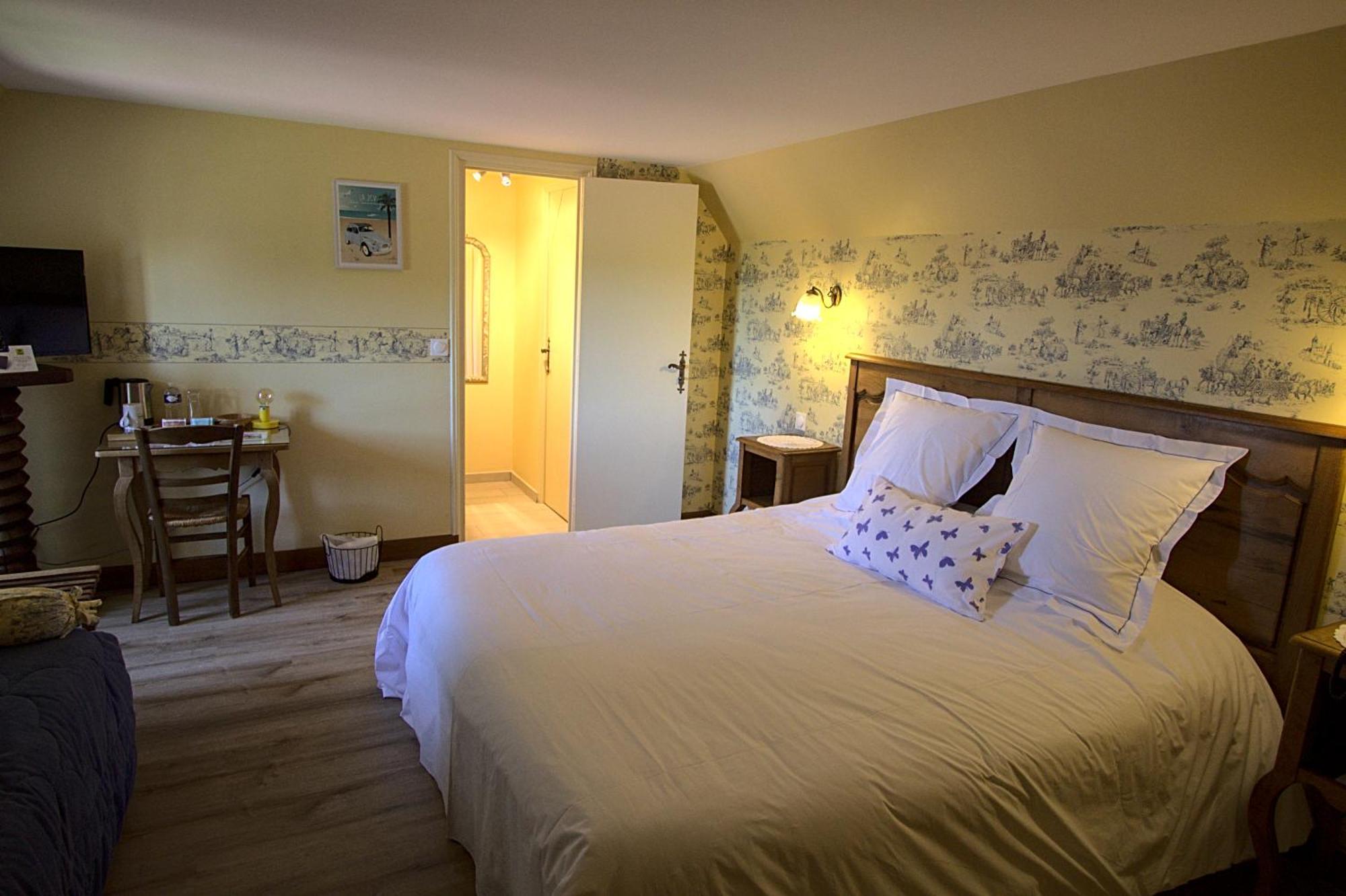 Logis Hotel Restaurant Manoir De L'Acherie Sainte-Cécile Eksteriør billede