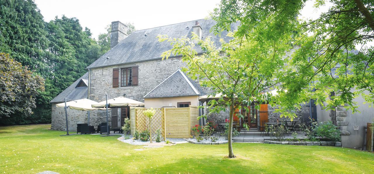 Logis Hotel Restaurant Manoir De L'Acherie Sainte-Cécile Eksteriør billede